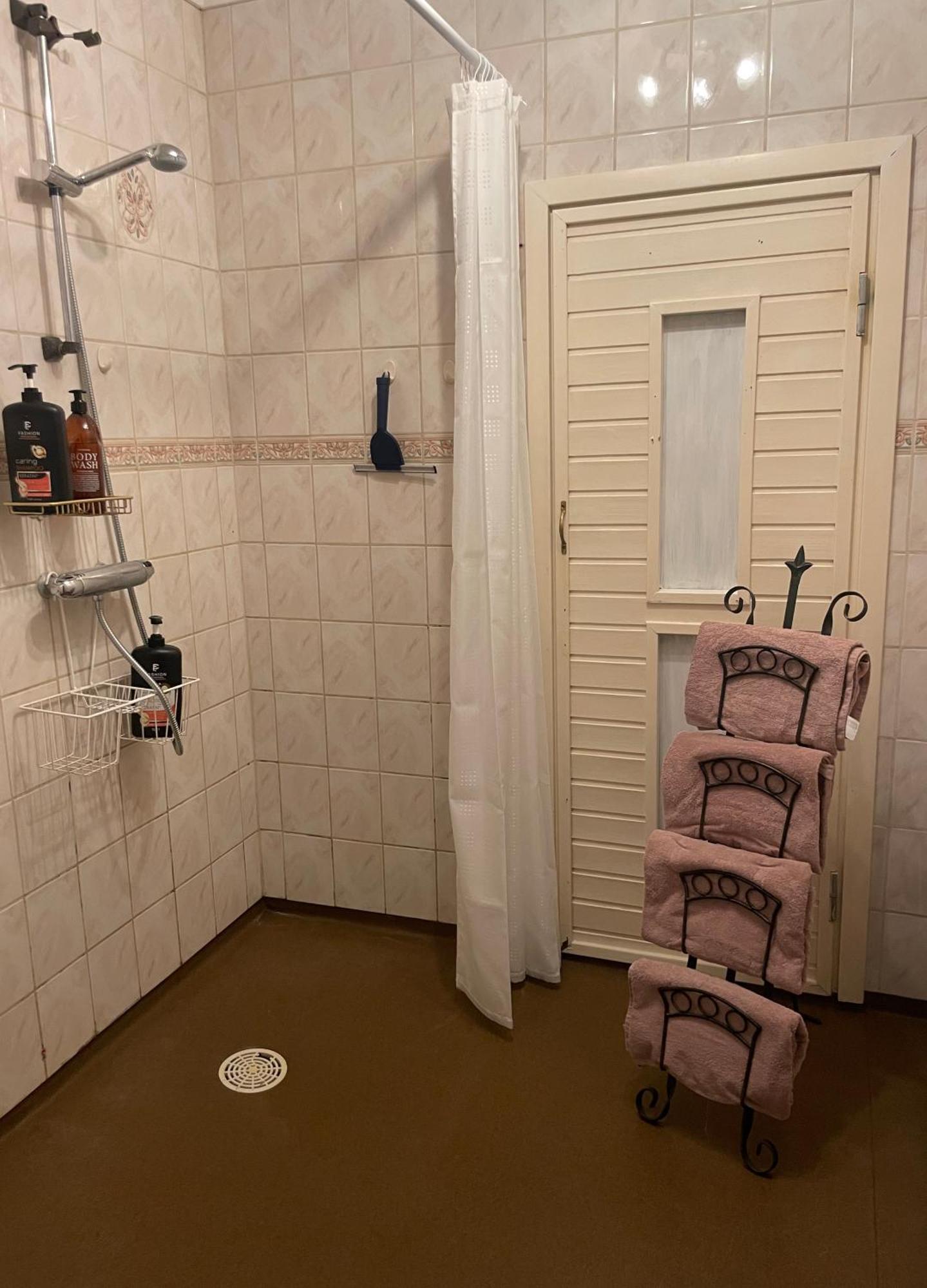 Appartement Lantlig Laegenhet à Charlottenberg Extérieur photo